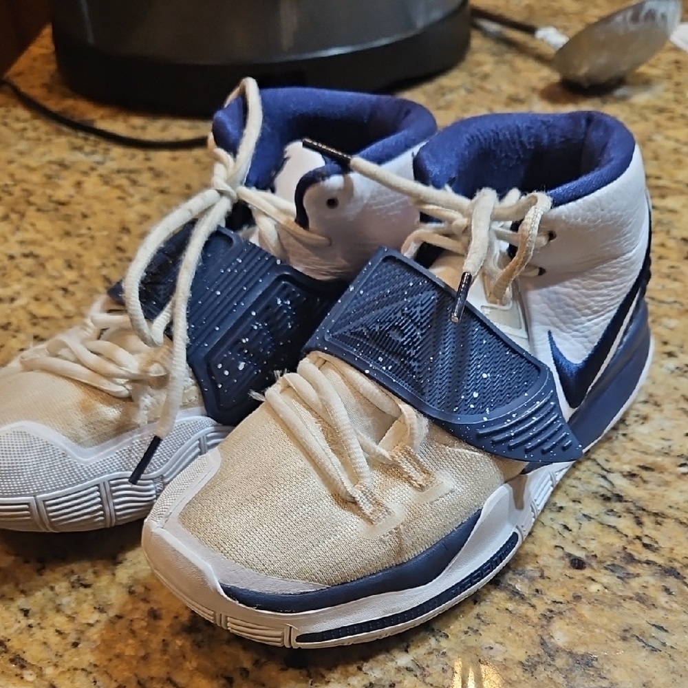Basketball Shoes